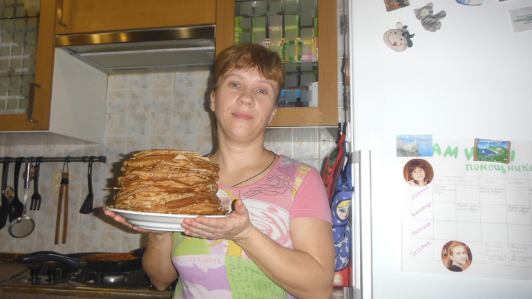 На трех сковородках:)